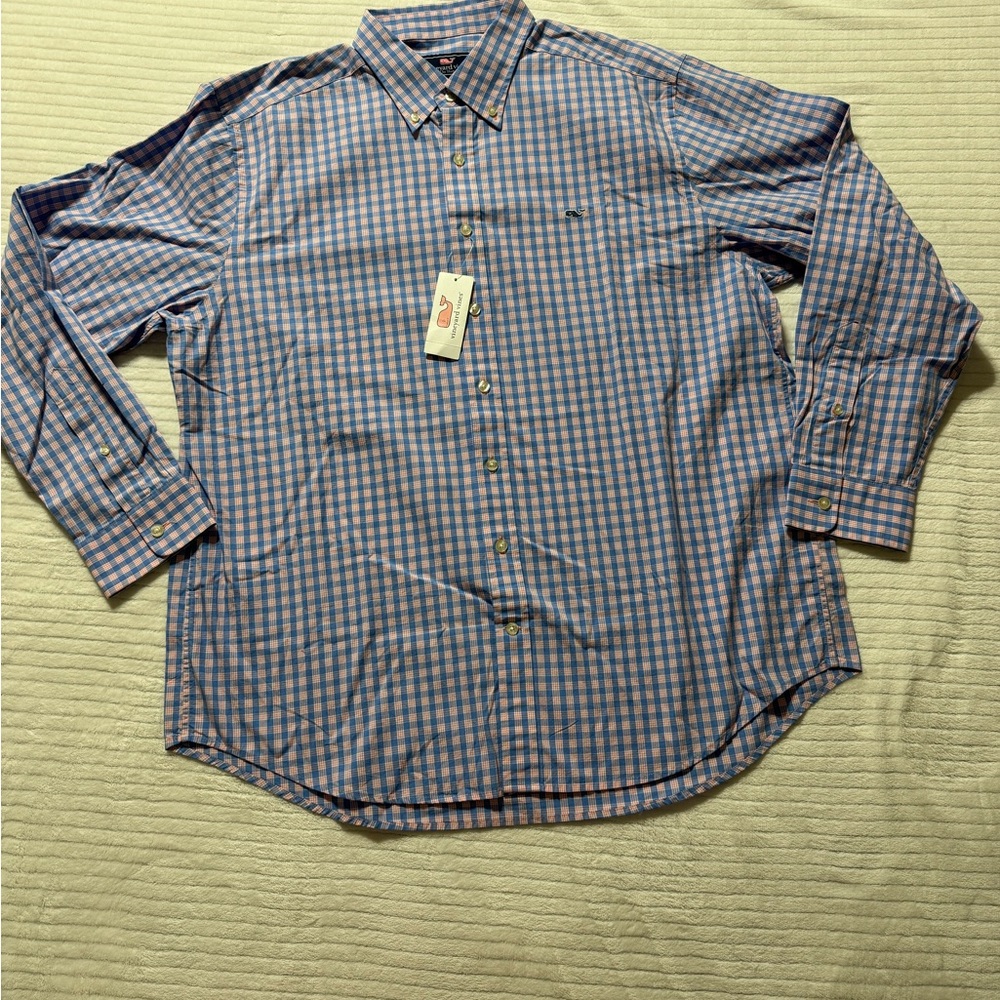 Vineyard Vines Size:XL Men’s Blue and Pink Plaid Shirt